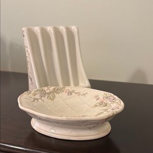 Floral Soap Dish and Toothbrush Holder